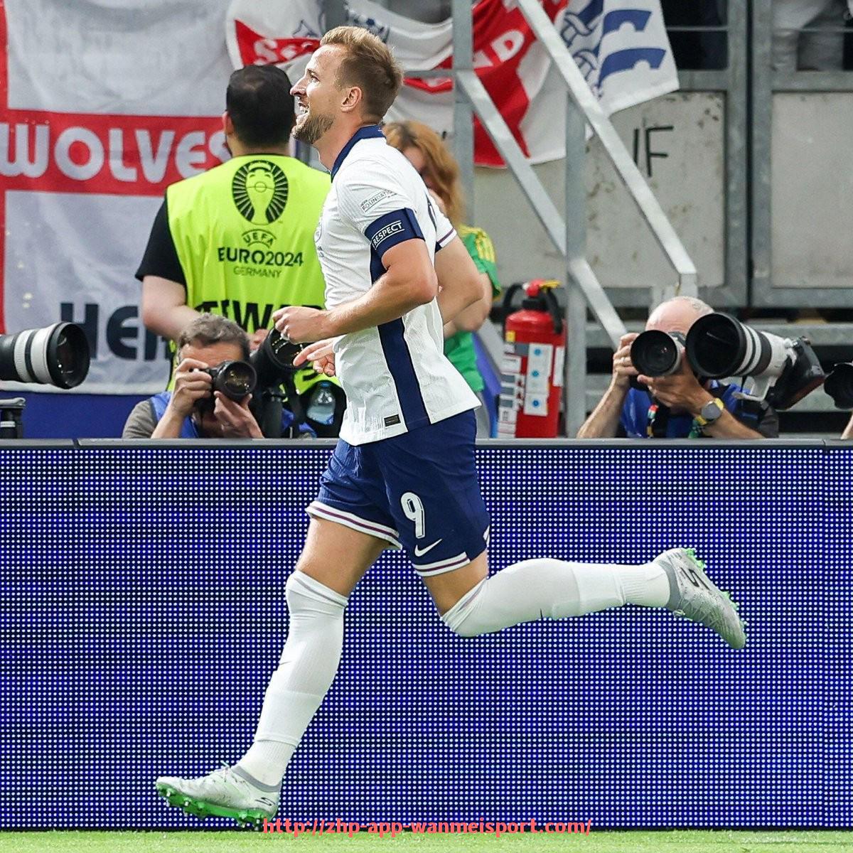 完美体育官方入口-世俱杯比赛战术板详解：球队如何布局赢得关键胜利